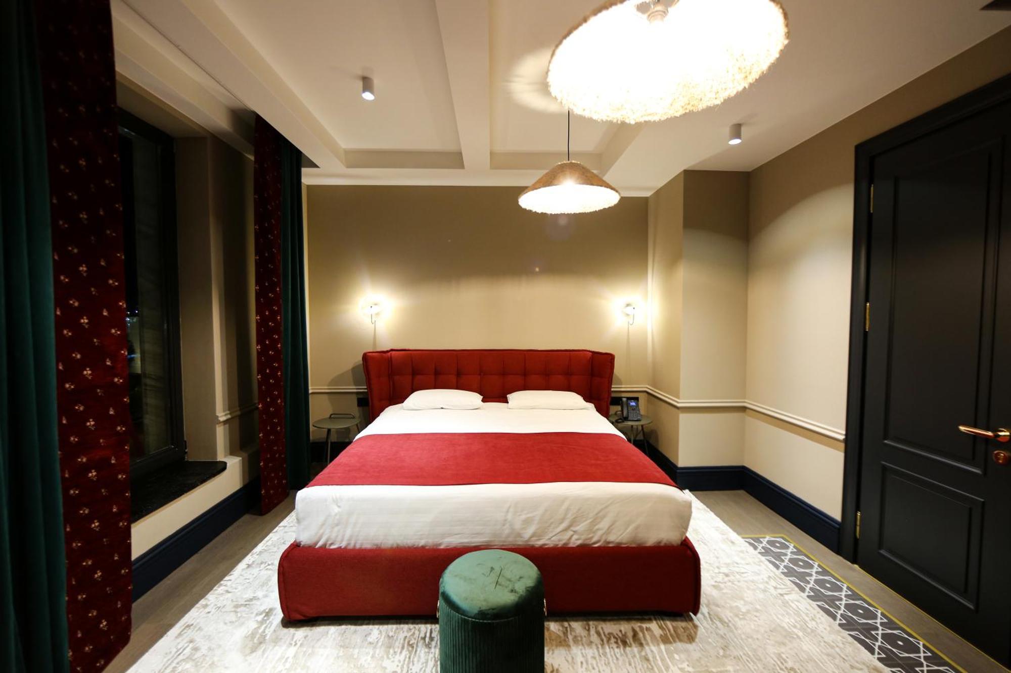 Hotel Retro Батуми Екстериор снимка