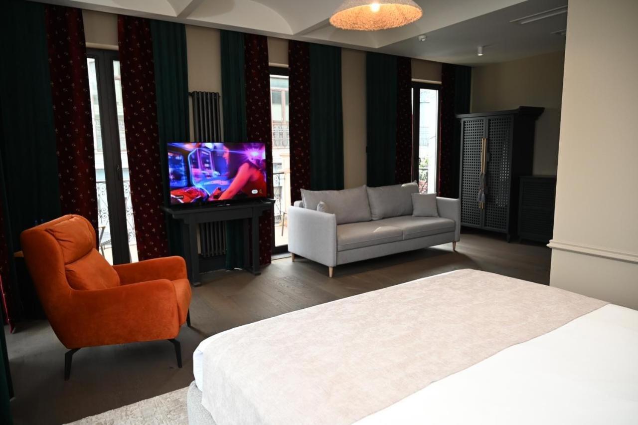 Hotel Retro Батуми Екстериор снимка